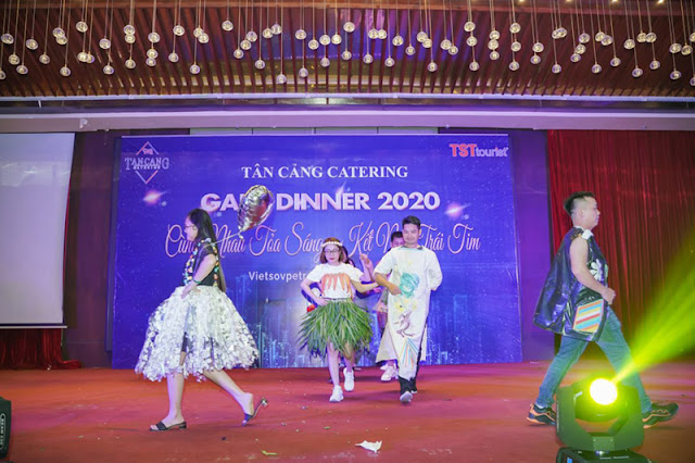 backdrop gala dinner