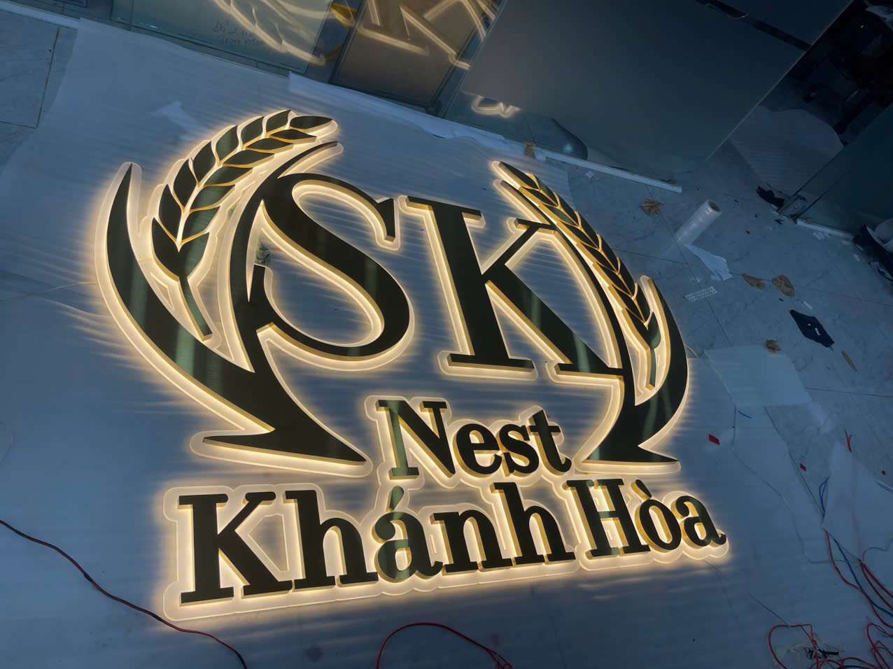 chu inox vang xuoc nha trang1