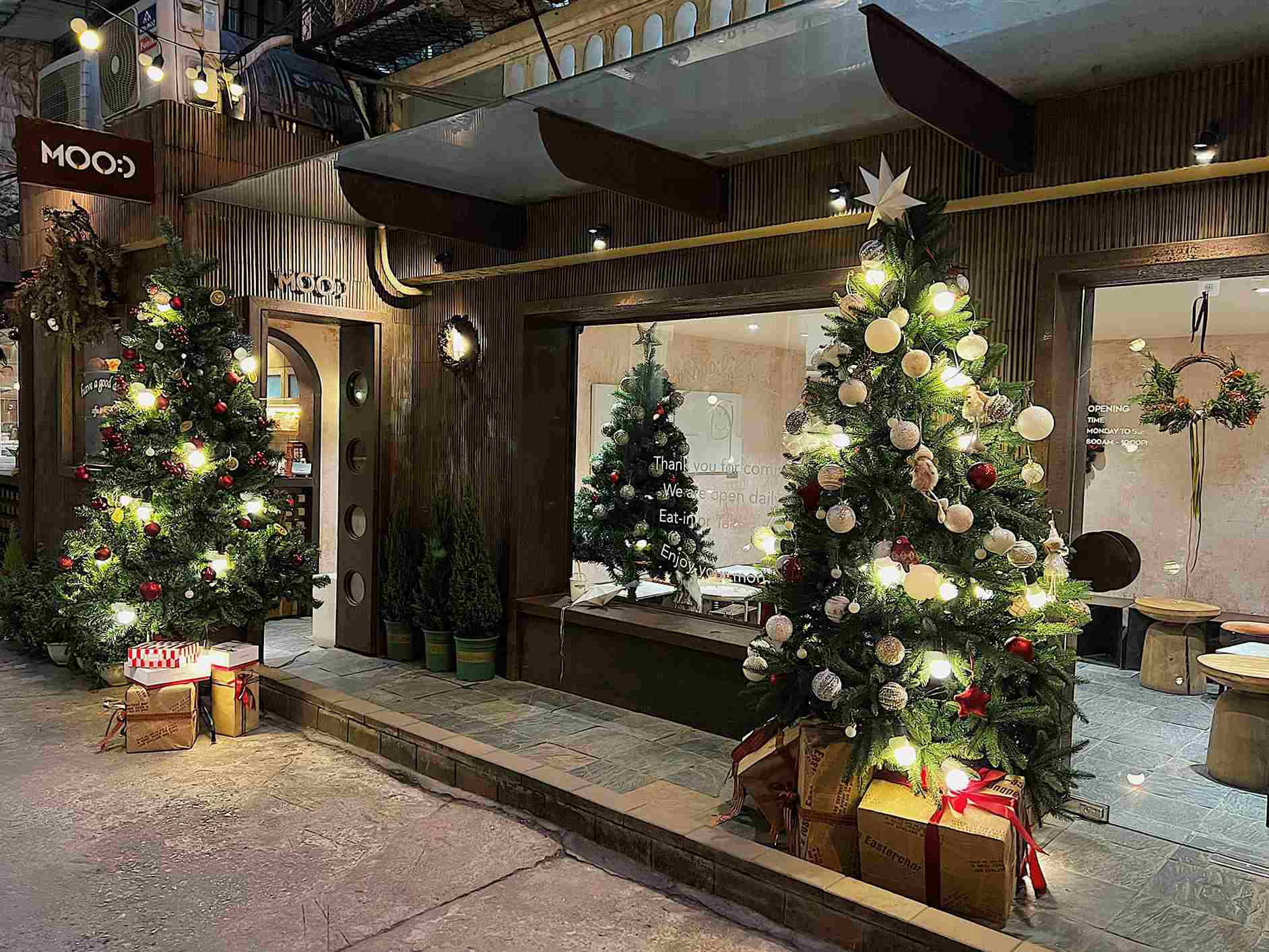 Decor Noel cafe nha trang3