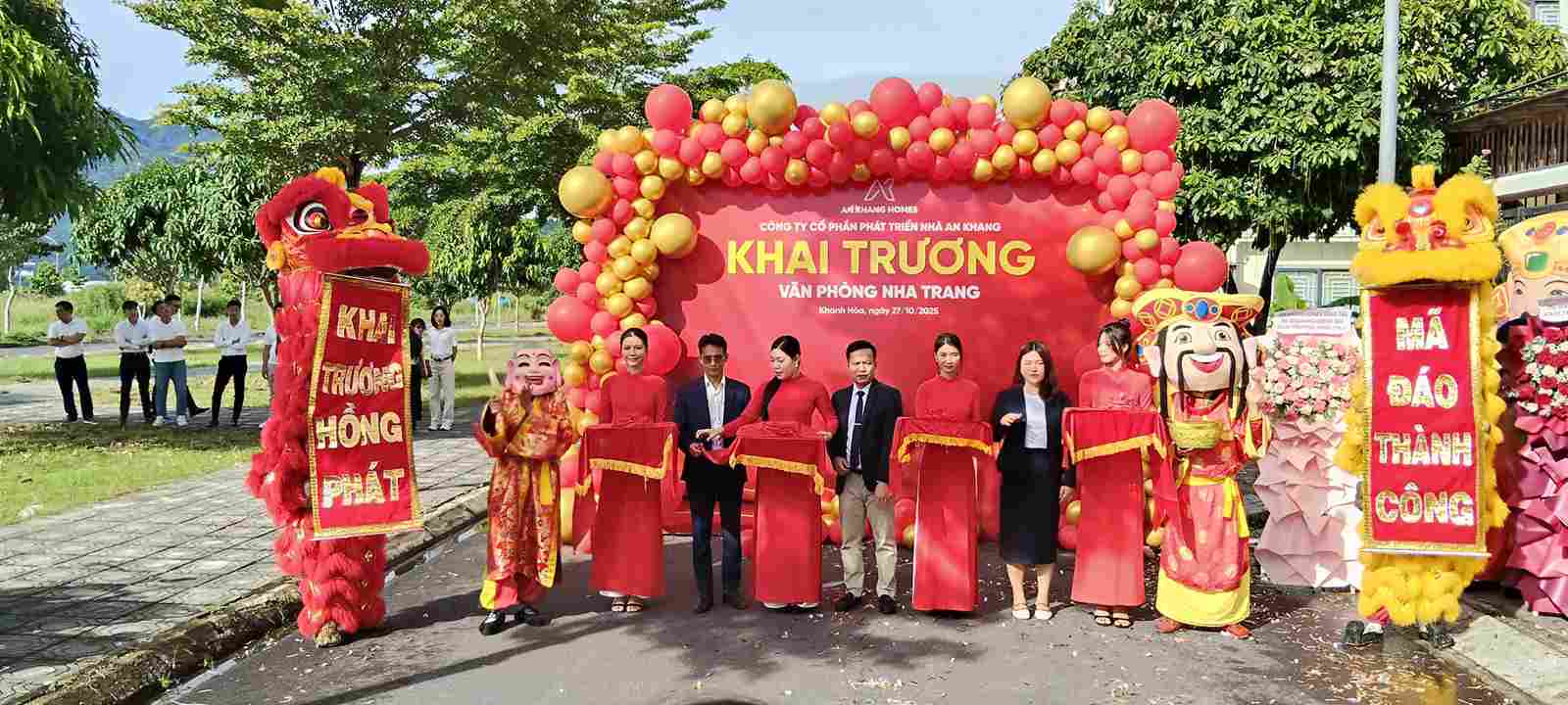 khai truong cty nha trang1