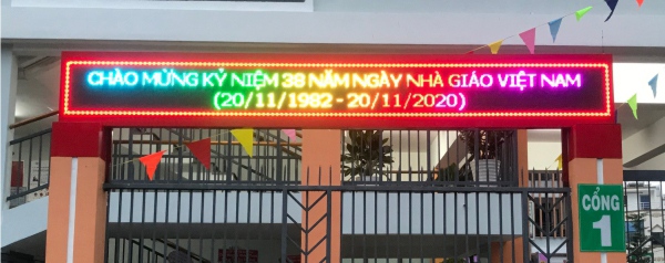 led chay chu nha trang